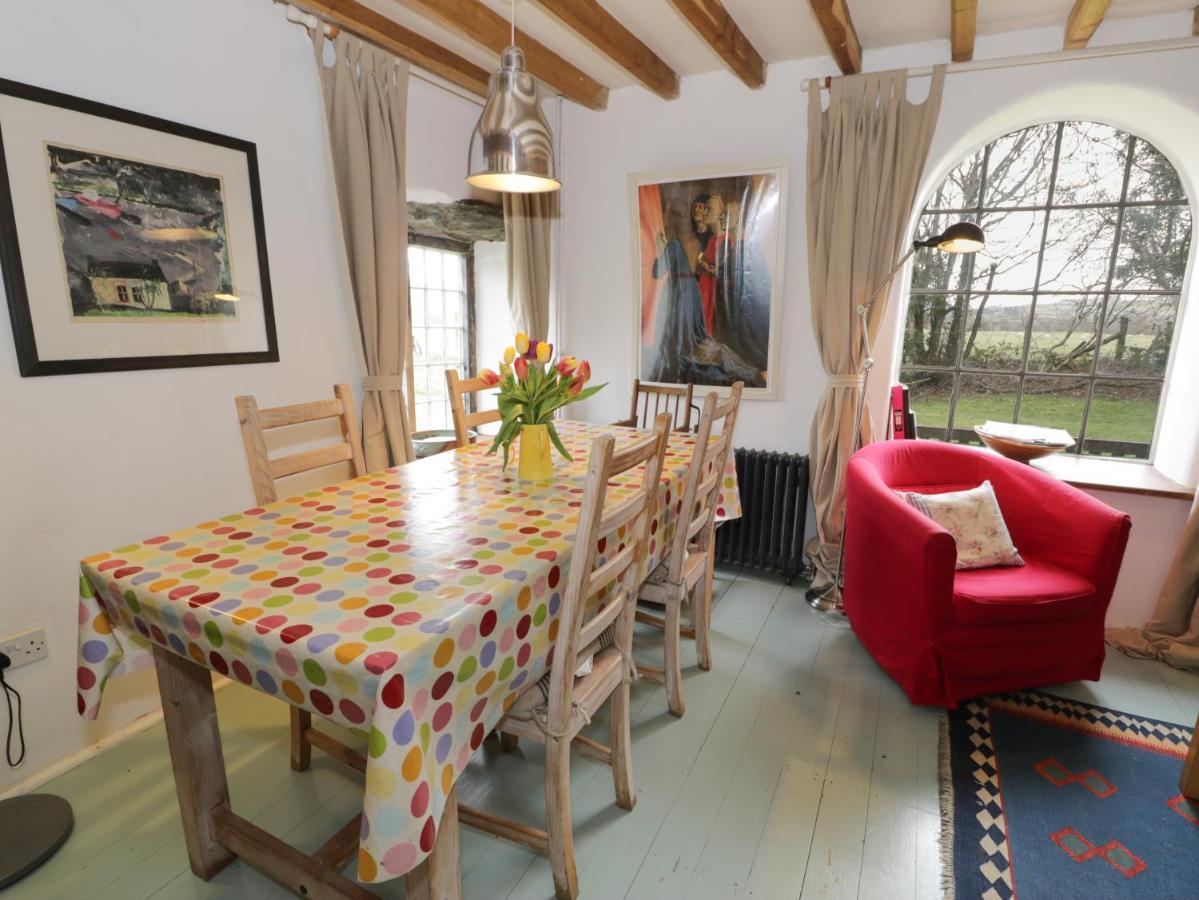 Beudy Dolpebyll Villa Llangadfan Exteriör bild