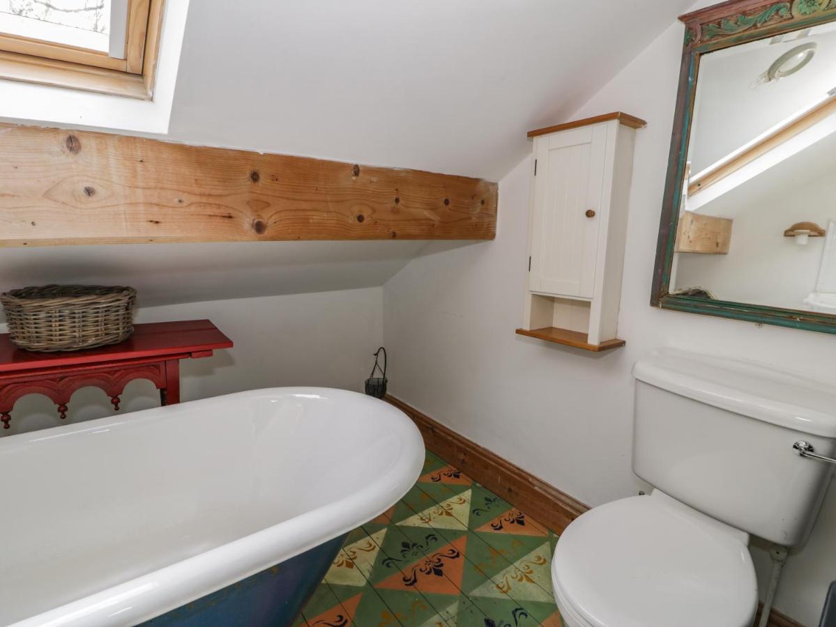 Beudy Dolpebyll Villa Llangadfan Exteriör bild