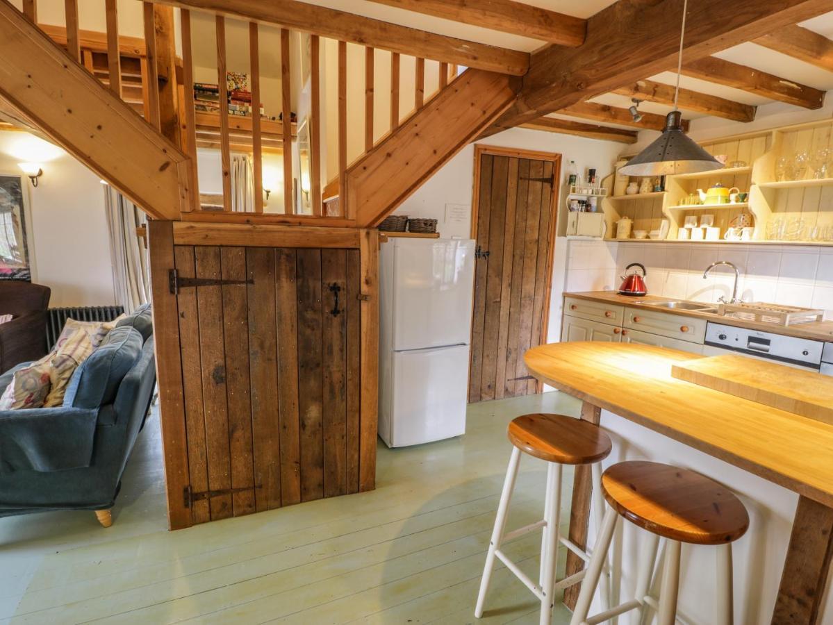 Beudy Dolpebyll Villa Llangadfan Exteriör bild