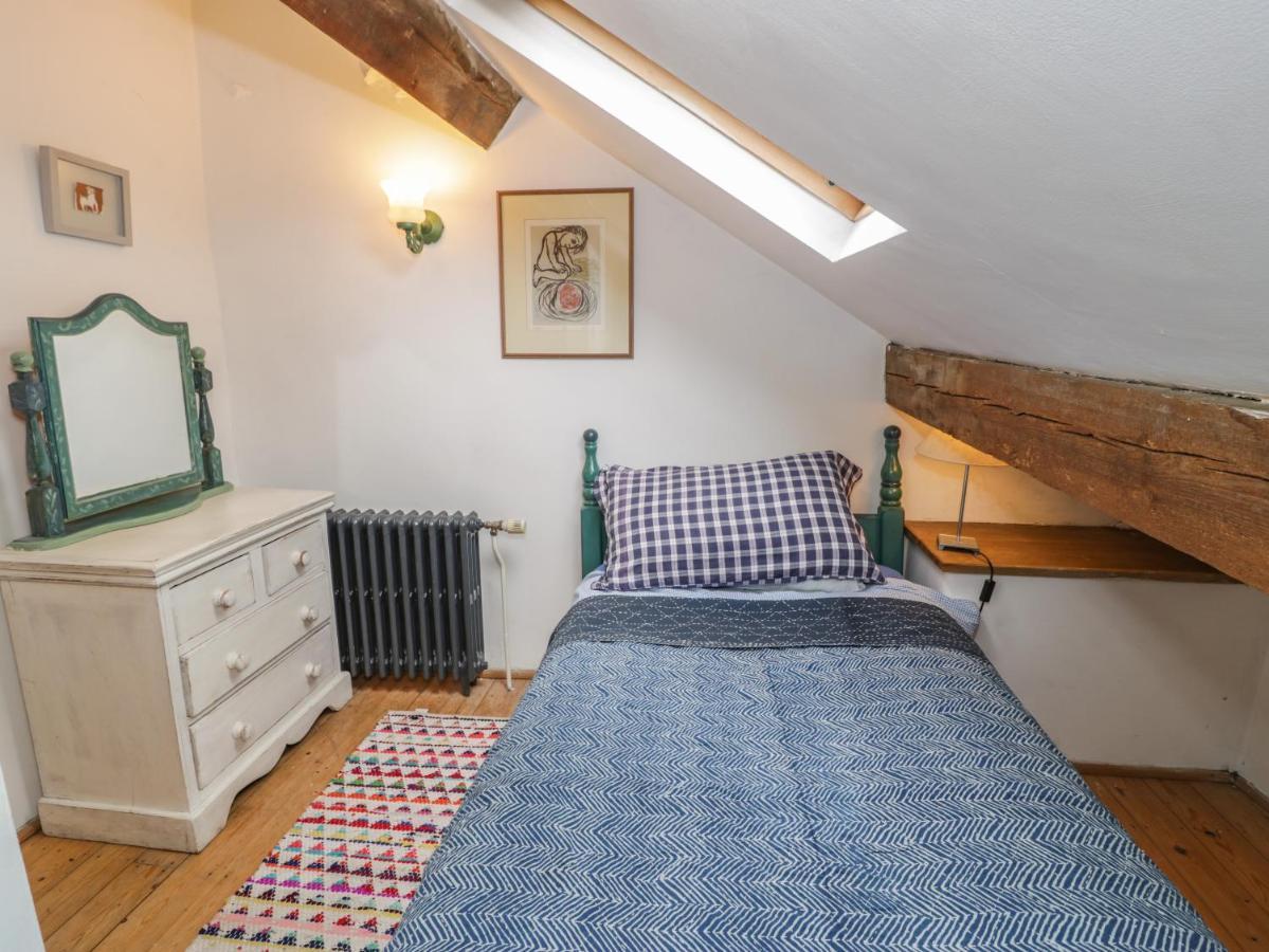 Beudy Dolpebyll Villa Llangadfan Exteriör bild